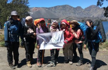 mount rinjani trekking package - Mount Rinjani Tour Packages, YOEXPLORE