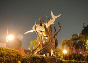 Explore Indonesia - Menelusuri Pesona Kota Surabaya: Kota dengan Ragam Wisata Mal Terkemuka
